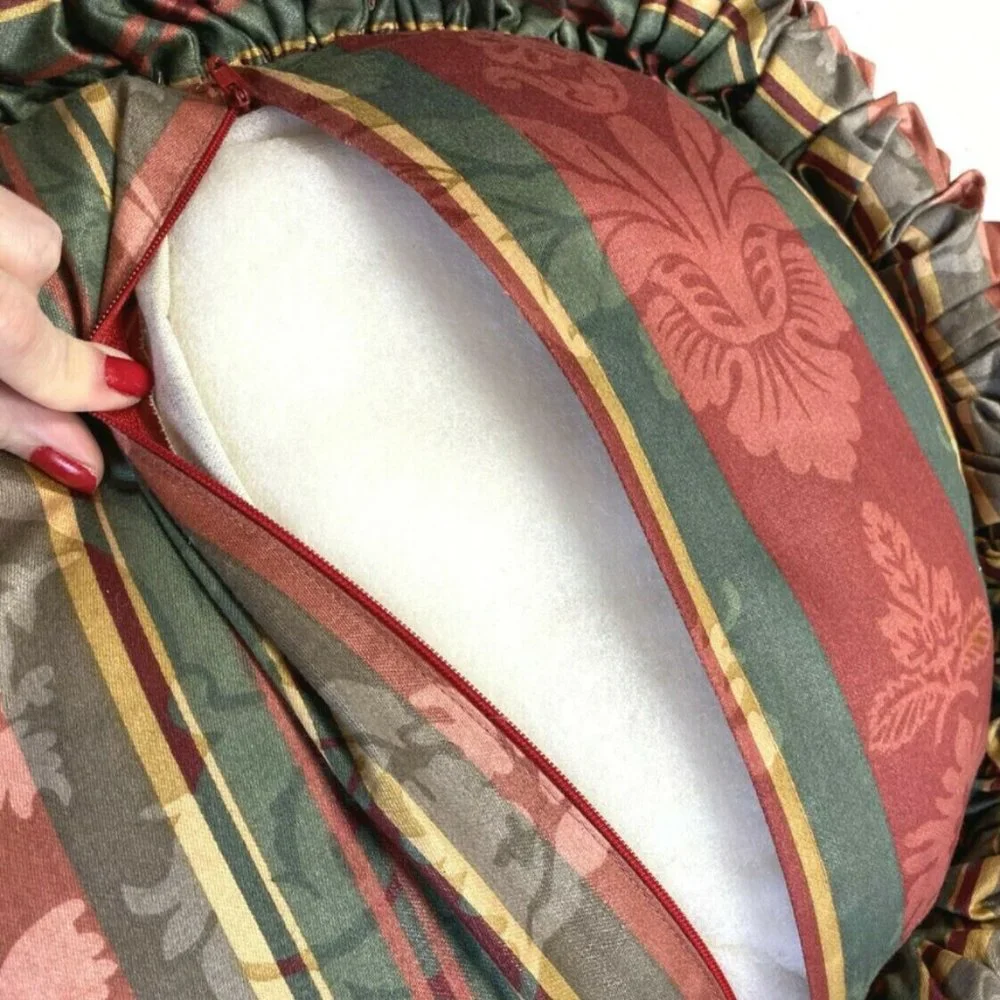 Gorgeous Vintage Custom Pillow Round Red Green